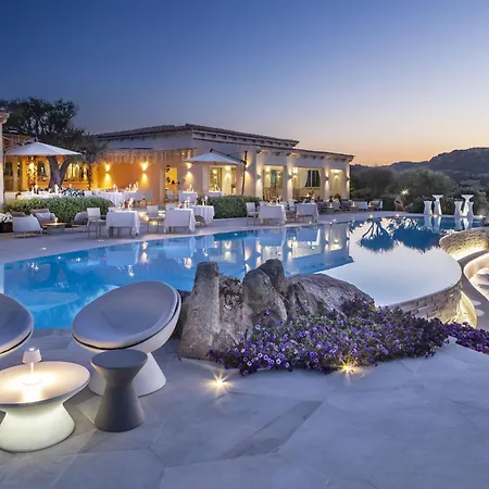 호텔 Li Finistreddi 5*