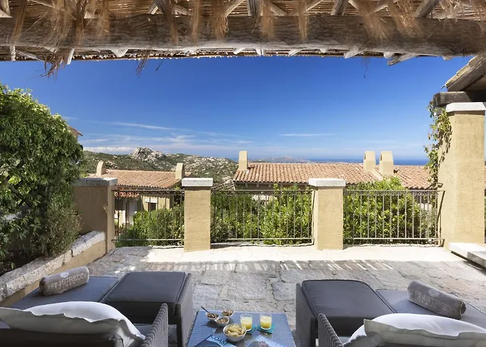 Hotel Li Finistreddi 5*