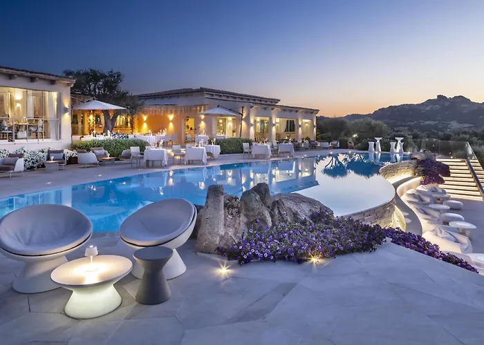 Hotel Li Finistreddi 5*