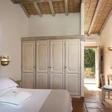 Li Finistreddi Hotel 5*