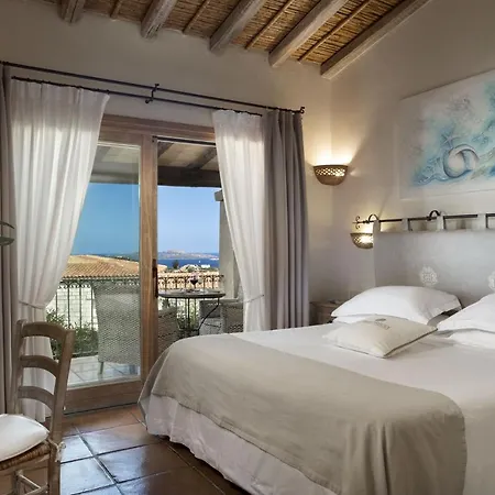 Li Finistreddi Hotel Cannigione