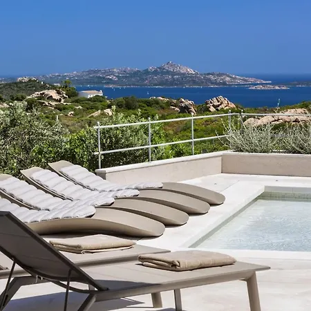 Li Finistreddi Hotel 5*