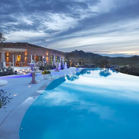 Hotel Li Finistreddi 5*