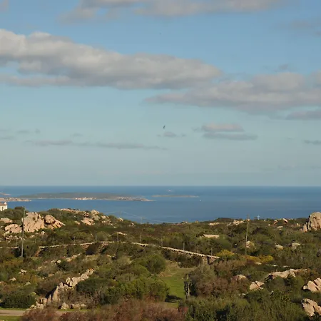 מלון Li Finistreddi