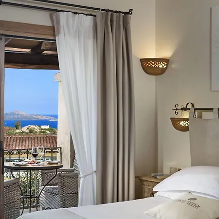 Li Finistreddi Hotel 5*
